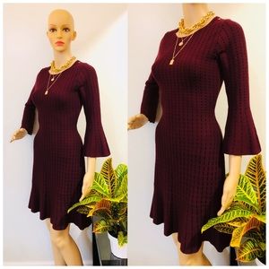 𝑻𝒂𝒚𝒍𝒐𝒓 𝑴𝒂𝒓𝒐𝒐𝒏 𝑫𝒓𝒆𝒔𝒔